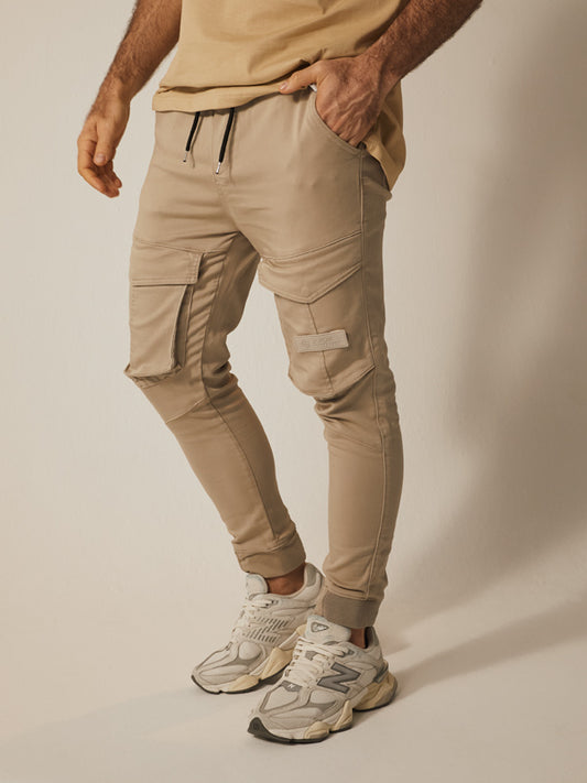 Men's jogger pantalón cargo kaki