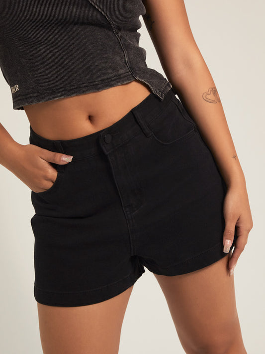 Bukuri denim black short